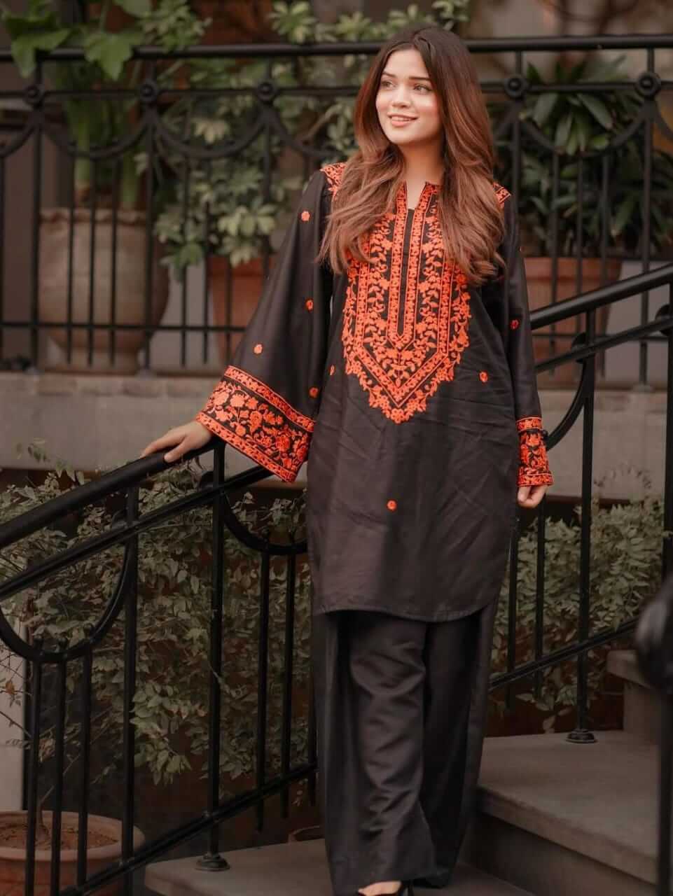 Sofia Emb Work 2pc