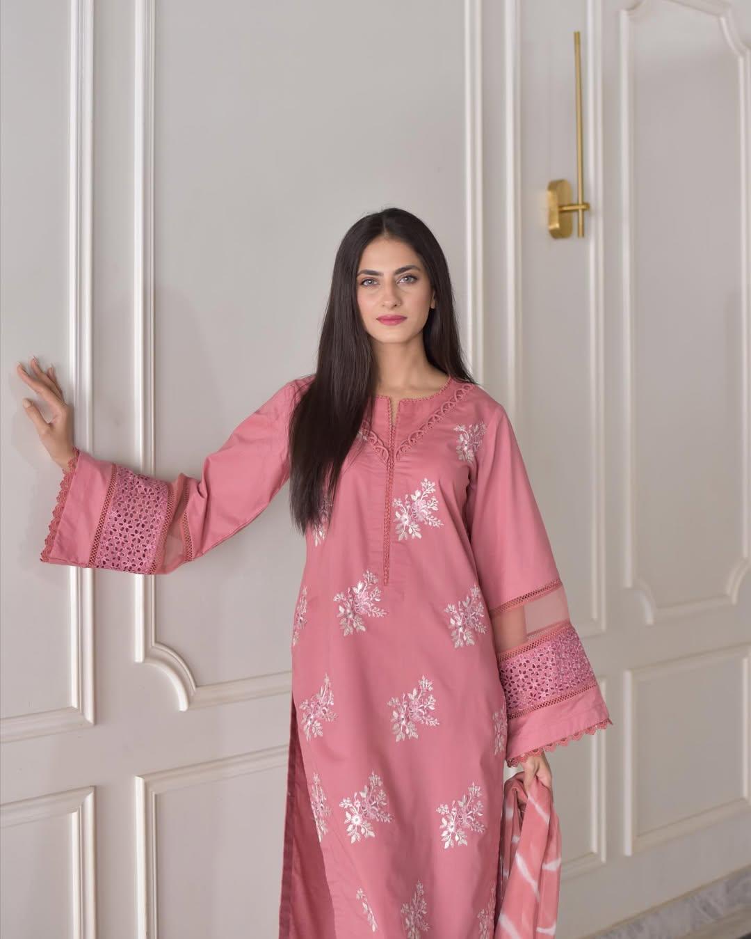 Horiya Emb Co-ord Set